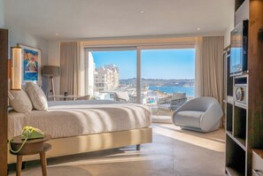 Minibar, in-room safe, desk, blackout drapes - Innside By Meliá Bugibba (St. Paul's Bay)
