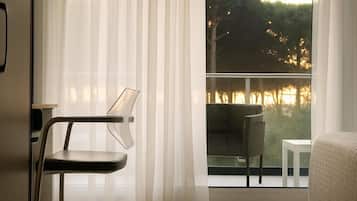 Deluxe Triple Room, Balcony, Partial Sea View | Minibar, free WiFi