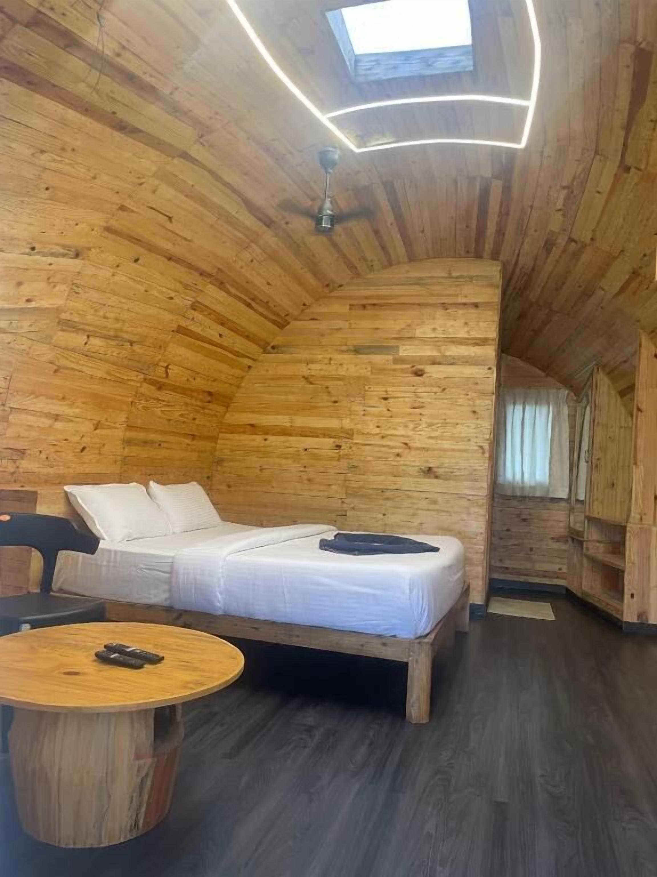 Deluxe-værelse med dobbeltseng eller 2 enkeltsenge - aircondition - bjergudsigt | Skrivebord, lydisolering, strygejern/strygebræt, gratis Wi-Fi