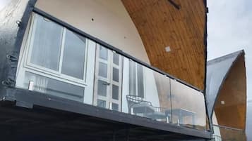 Chambre Deluxe Double ou avec lits jumeaux, climatisation, vue montagne