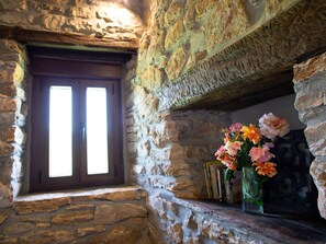 Interior - Ländliches Haus Ruralmedulas, 10 Personen by Interhome (La Barosa)