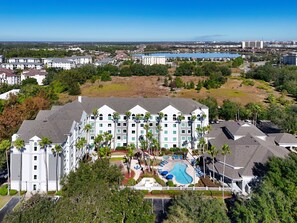 Exterior - Disney Epic & SeaWorld * King & Queen Free shuttle (Orlando)