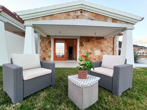 Terrace/patio - Dolce Vita Ferienhaus mit Meerblick by Interhome (Agrustos)