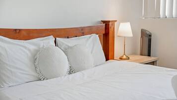 3 chambres, fer et planche Ă repasser, Wi-Fi, draps fournis