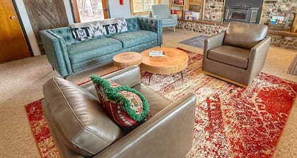 The Mokee Motel (Room 3)