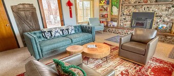 The Mokee Motel (Room 6)