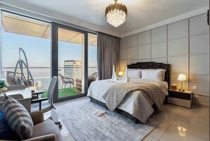 4 slaapkamers, een strijkplank/strijkijzer, wifi, beddengoed