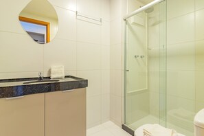 Basic Apartment | Bathroom - Malia Beach #d105 - Muro Alto by Carpediem (Ipojuca)