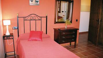 8 bedrooms, individually furnished, bed sheets