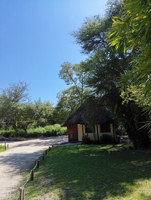 บริเวณภายนอก