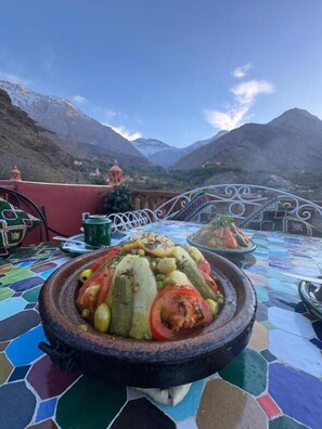 Unclassified image, 4 of 30, button - Atlas Walnut Hotel (Imlil)