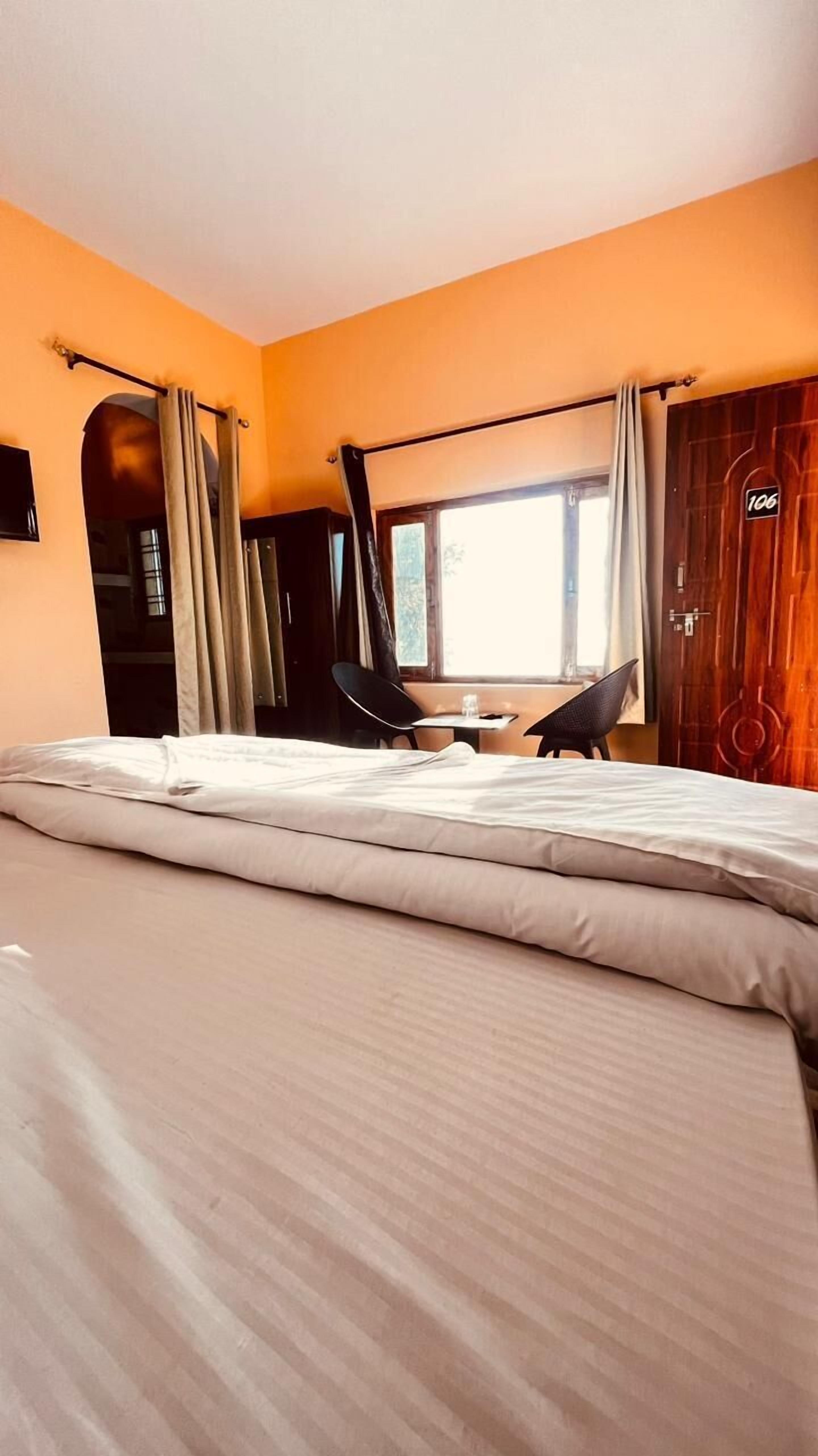 Luksusrom (With Kitchen And Balcony) | Strykejern/-brett og wi-fi (inkludert)