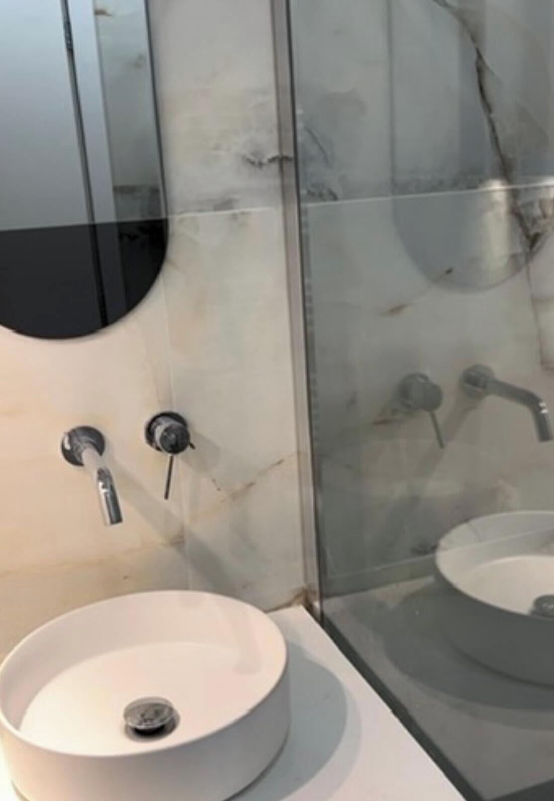 Apartment, 2 Bedrooms, Accessible, Smoking | Bathroom