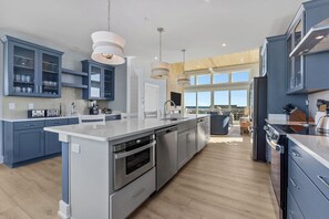 Fridge, microwave, oven, stovetop - BRAND NEW Luxury Semi-Oceanfront in Kill Devil Hills DevOcean (Kill Devil Hills)