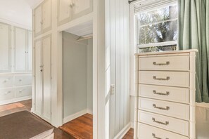 Interior - Gilliland Road Navy Point Cottage (Perdido Key)