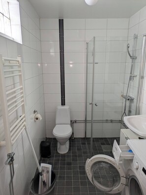 House, 1 Bedroom, Accessible | Bathroom - A Charming Countryside Accommodation Near Malmö (Oxie)