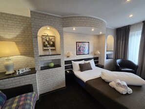 Iron/ironing board, free WiFi - Coposu Residence Apartments (Bucharest)