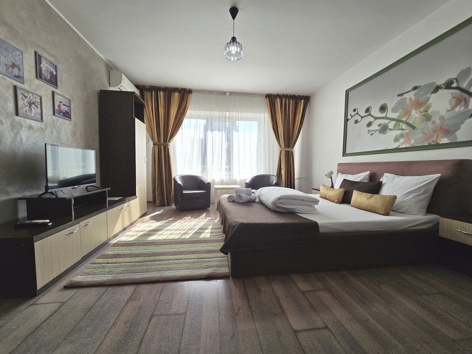 Basic Studio, Balcony | Iron/ironing board, free WiFi