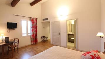 Dobbeltrom – comfort | Safe på rommet, lydisolert, wi-fi (inkludert) og rullestolvennlig