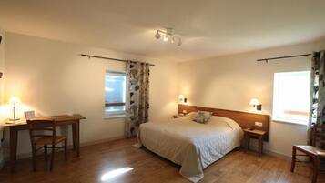 In-room safe, soundproofing, free WiFi, wheelchair access