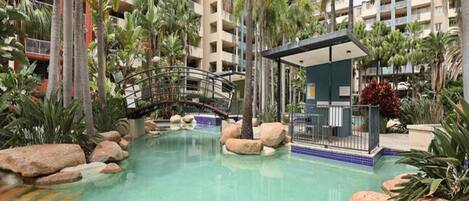 Apartamento | Piscina | Una piscina al aire libre