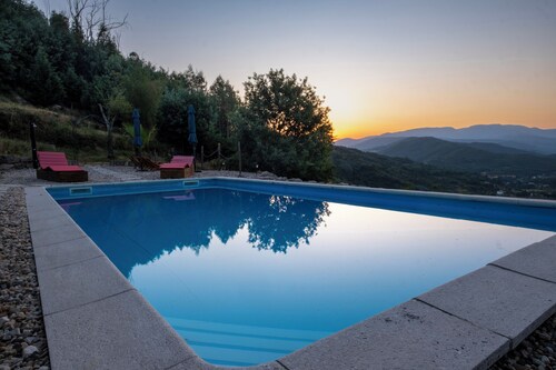 Luxury villa with private pool & mountain views in Central Portugal