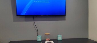 A Modern & Homely 1 BR Suite