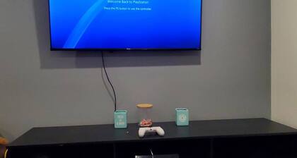 A Modern & Homely 1 BR Suite