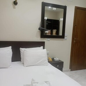 Double Room - Ramses Pyramids INN (Giza)