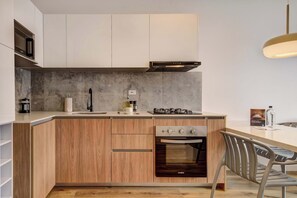 อพาร์ทเมนท์ | 2 ห้องนอน, อินเทอร์เน็ตความเร็วสูง