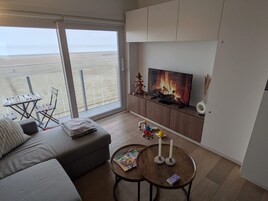 House | Internet