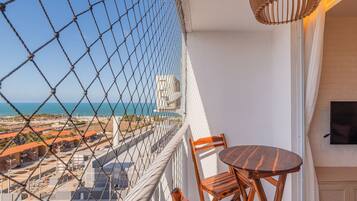 Apartamento básico | Opções para refeição ao ar livre