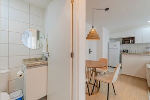 Basic Apartment | Private kitchen - Mirante #401 - Comfortable Apartment by Carpediem (Fortaleza)