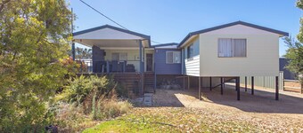 Deja Blue: 3  BR, 1  BA House in Cervantes, Sleeps 6