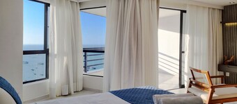 Iate Plaza #1404 - Studio Vista Mar por Carpediem