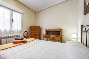 2 Schlafzimmer, Bügeleisen/Bügelbrett, WLAN, Bettwäsche