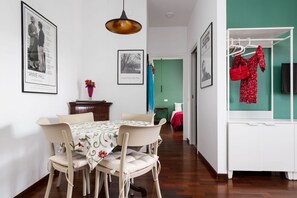 Dining - A sense of calm defines the experience from the very first step inside. La Perla Rara is located in a well-kept residential building along Viale dei Pini, a quiet and elegant area just a short walk from the center of Sant’Agnello. The interiors are bri (SANT'AGNELLO)
