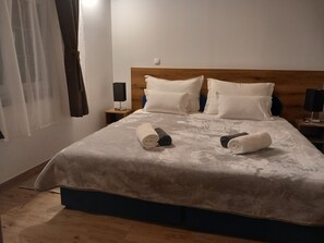 Ferro/asse da stiro, Wi-Fi, lenzuola