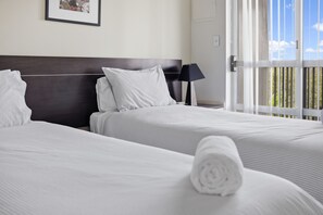 2 bedrooms, bed sheets