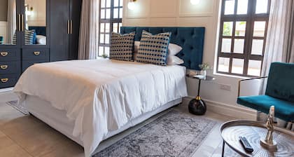 Almond Pine Luxury Villa, Elegant Private Stay Near Gaborone Airport