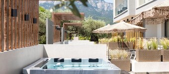 Valen Mare Suites