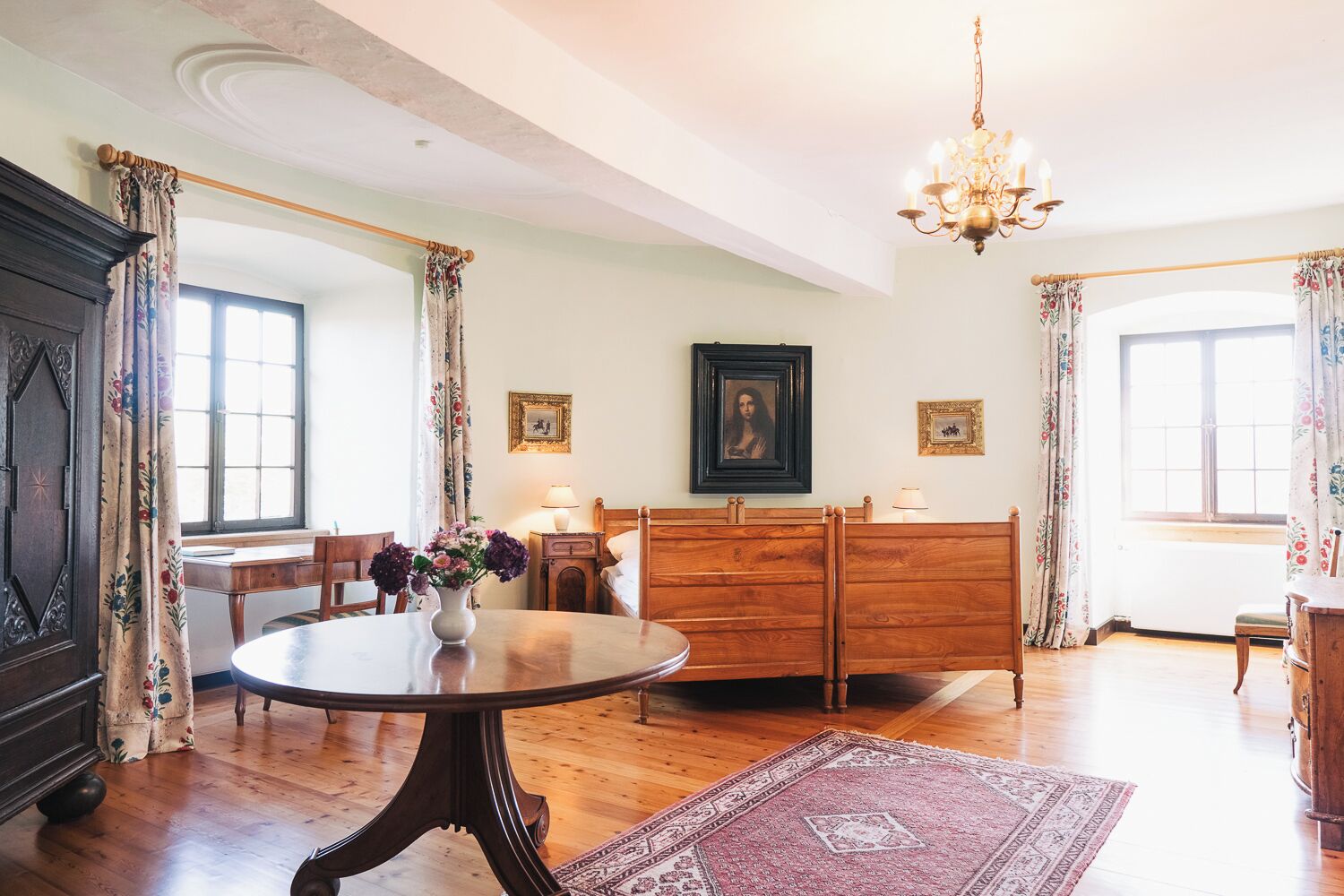 8 camere, ferro/asse da stiro, accesso a Internet, lenzuola