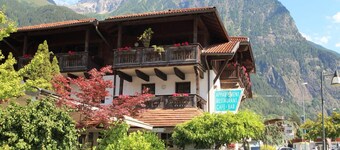 Apartment Azalea – Arrive, Feel at Home, Discover the Ötztal – Comfort in Central Oetz