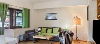 Apartment Azalea – Arrive, Feel at Home, Discover the Ötztal – Comfort in Central Oetz