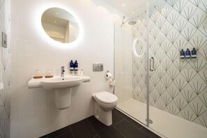 Deluxe Double Room, Partial Sea View