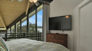 Unclassified image, 4 of 33, button - Rockwood Retreat at Inks Lake (Burnet)