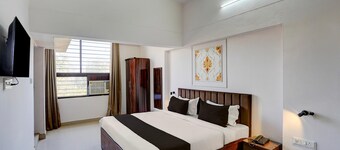 Collection O Prayag Railway Junction