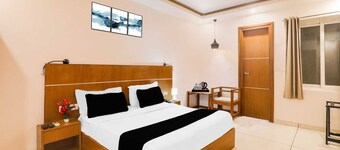 Collection O Prayag Railway Junction