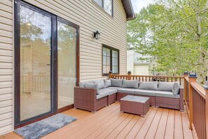 Villa, 5 Bedrooms - 5br Villa Rose Near Tobyhanna State Park 5 Bedroom Villa (Tobyhanna)