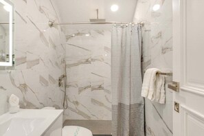 Vila, 5 quartos | Banheiro